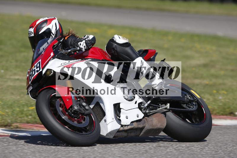 /Archiv-2024/49 29.07.2024 Dunlop Ride und Test Day ADR/Gruppe gelb/669